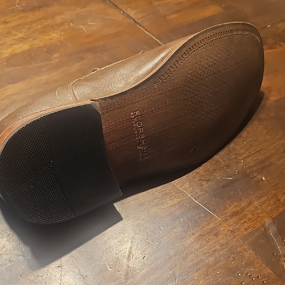 Florsheim Brown Leather Chukka Boots - Picture 4 of 4